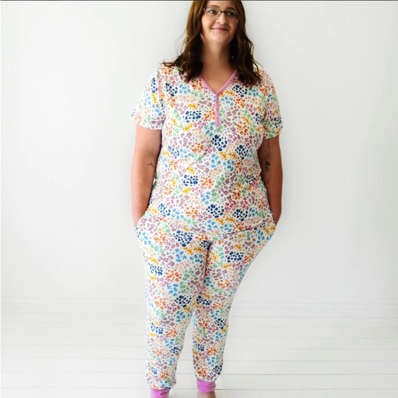 🚩SOLD🚩Little Sleepies Rainbow Leopard Women’s Bamboo Pajama Pants - NWT - XXL - Picture 5 of 10
